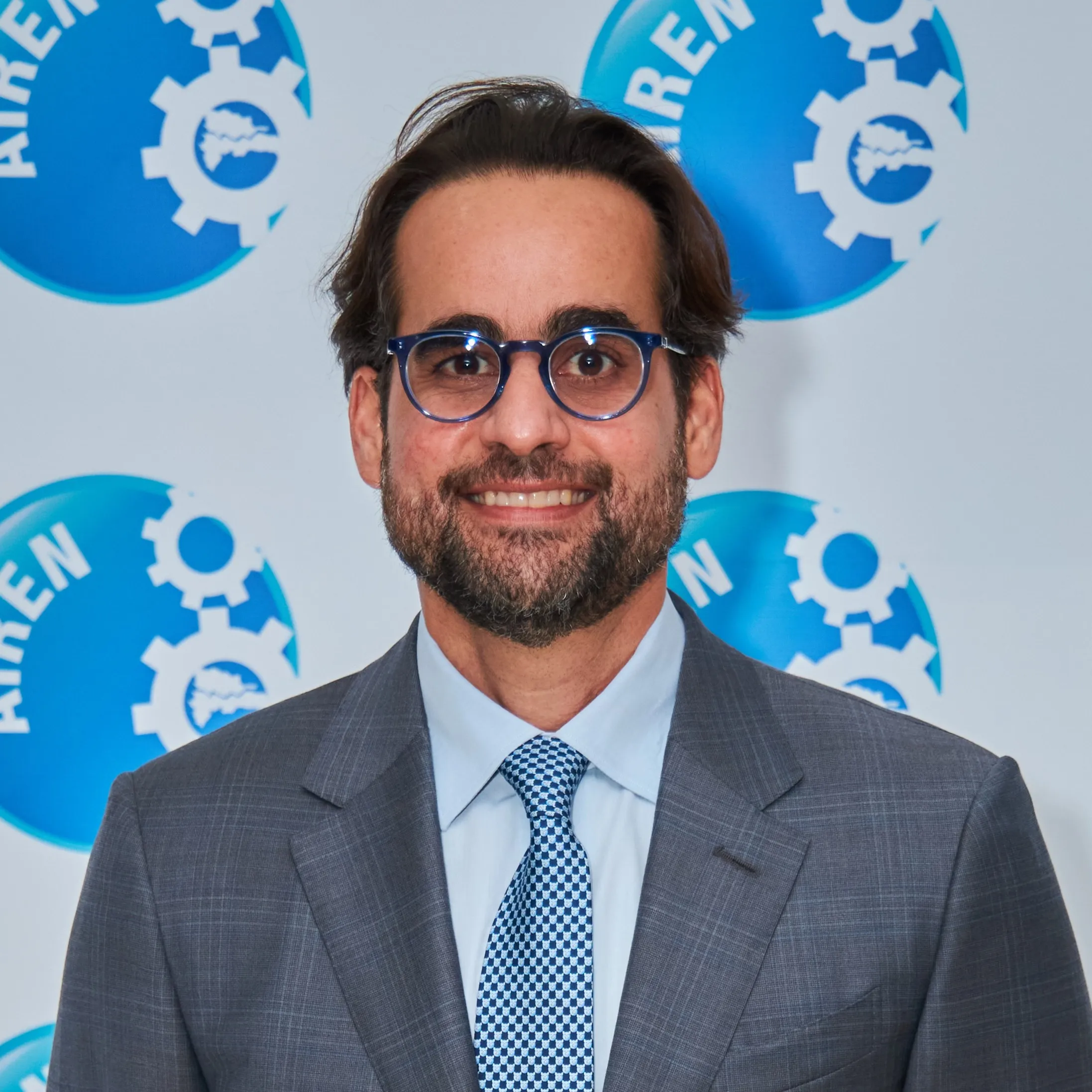 Gustavo García
Directivo. Industrias Tucán