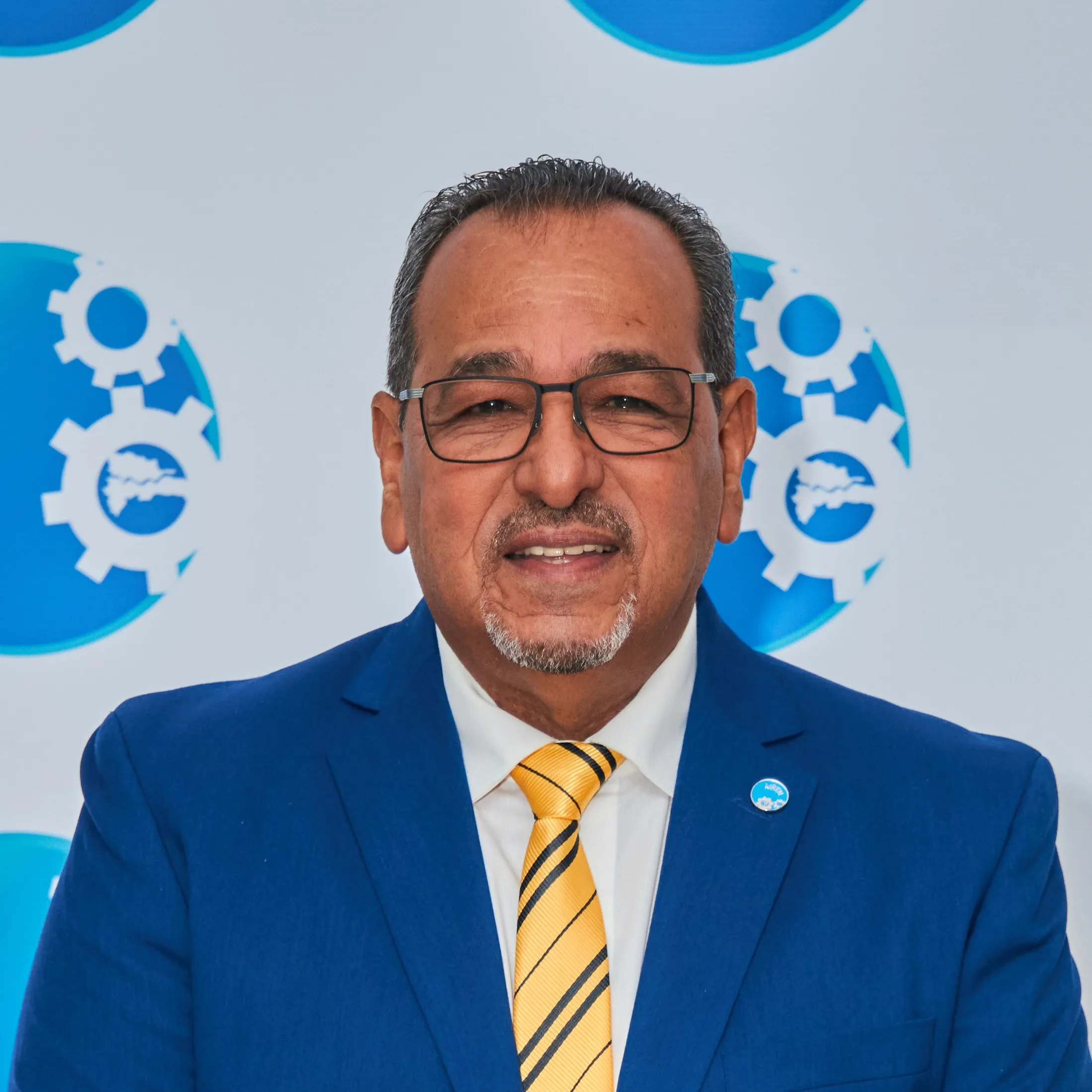 Juan B. Ventura Pasado presidente.  La Aurora